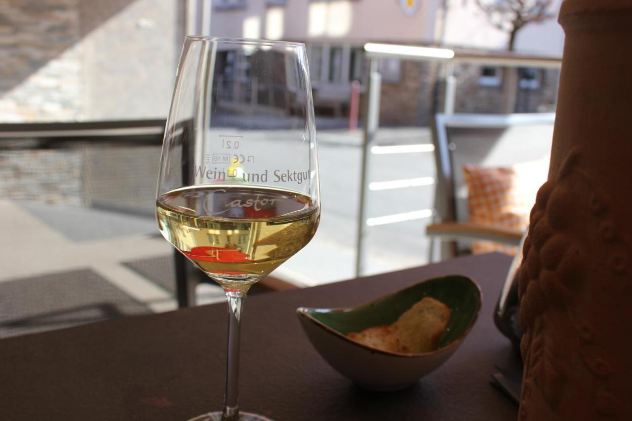 فندق Weinstube Bycastors تريس كاردن المظهر الخارجي الصورة